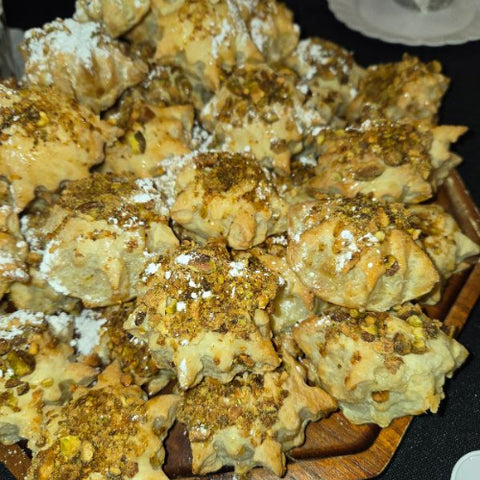 Pistachio Puffs